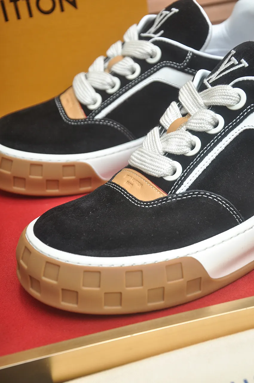 Men's shoes 💰680💶[LOUIS VUITTON] (original order) couple model 🍀LV Louis Vuitton * - top version of LV classic trendy shoes! Made of imported original cowhide, water-dyed cowhide lining, and original wear-resistant rubber outsole! High quality products! Size for women: 35-40. Men: 39-46 (45.46 customized)